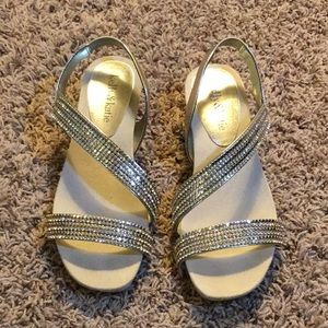 Goddess strappy dress shoes gold and 💎 sparkly